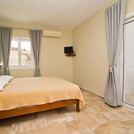Acropolis Hotel Масурион Экстерьер фото